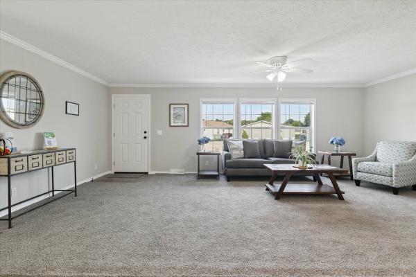 2025 Adventure 32 4643L  Home