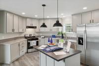 2025 Adventure 32 4643L  Home