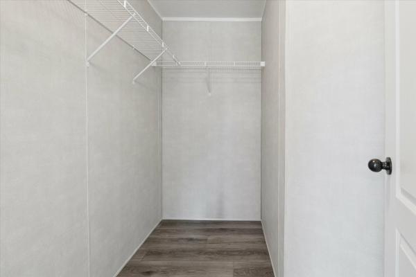 2025 Adventure 32 4643L  Home