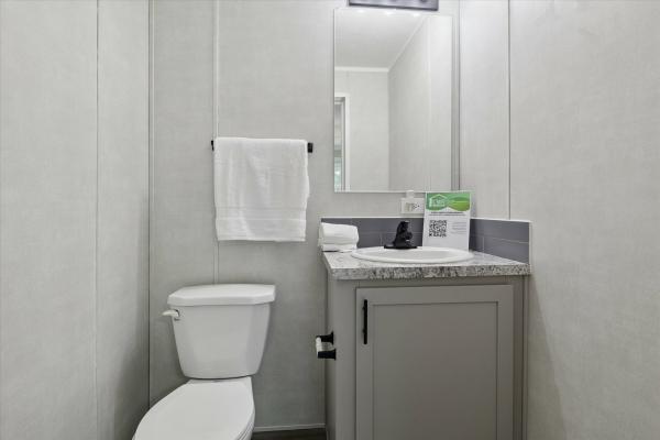 2025 Adventure 32 4643L  Home