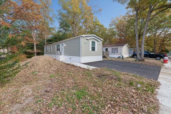 Photo 1 of 2 of home located at 2110 Mayslanding Rd. Lot 101 Millville, NJ 08332