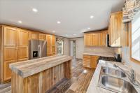 2024 Redman 101 122RENW-1666H22193  Home