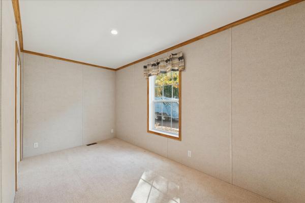 2024 Redman 101 122RENW-1666H22193  Home