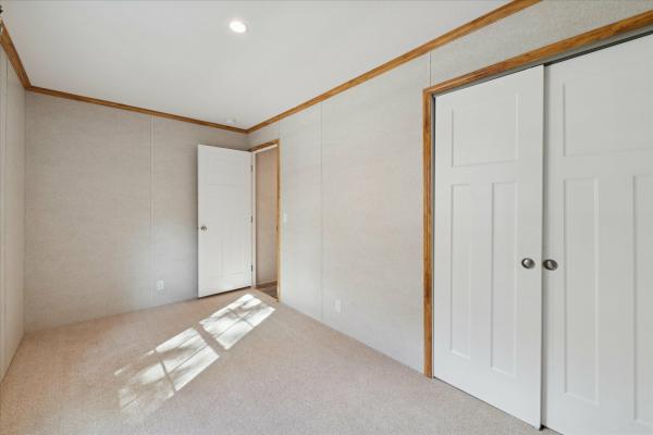 2024 Redman 101 122RENW-1666H22193  Home