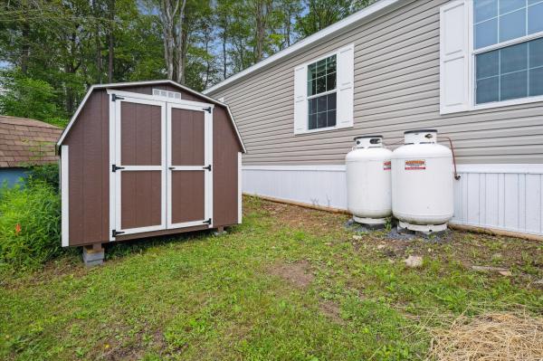 2025 Redman Homes 158 NWD-A-24405  Home