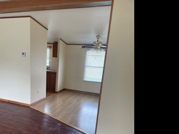 1996 Champion 105E  Home