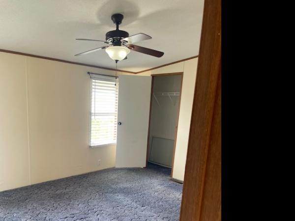 1996 Champion 105E  Home