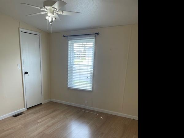 1996 Champion 105E  Home