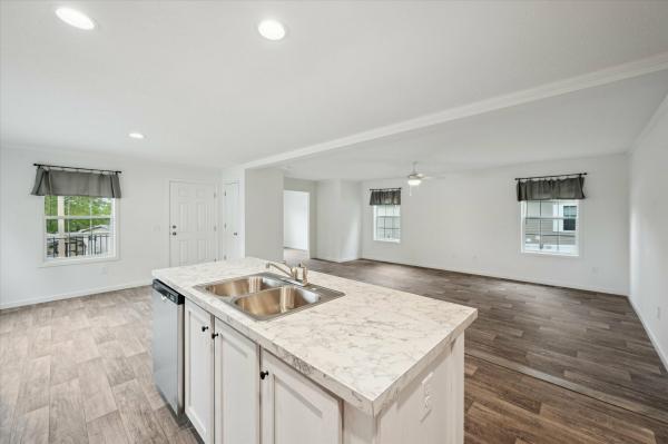 2025 Colony 156s A3S0443P  Home