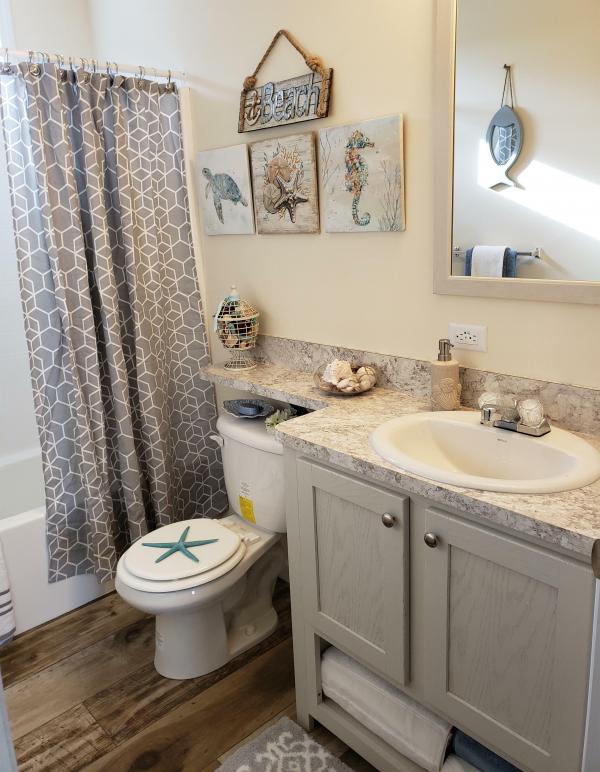 2018 Fairmont 18 430INS28523A  Home