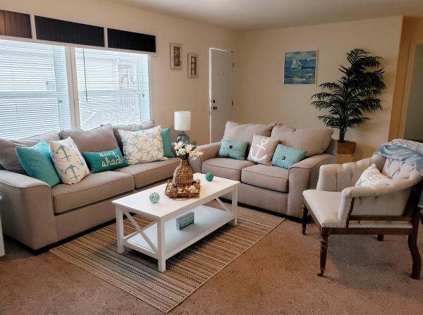 2018 Fairmont 18 430INS28523A  Home