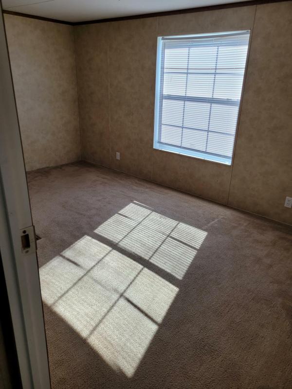 2011 Clayton 8032 22BLZ16562AH11  Home