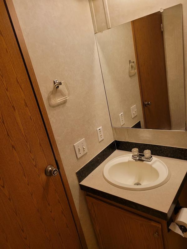 2006 Fleetwood 118K 2663A (Festival)  Home