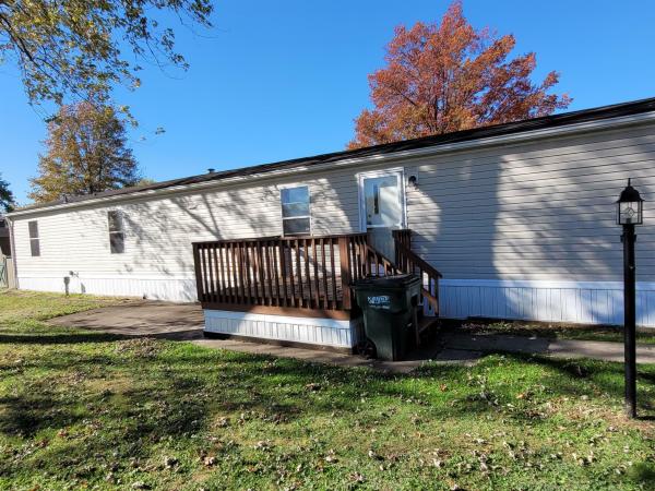 2006 Fleetwood 118K 2663A (Festival)  Home