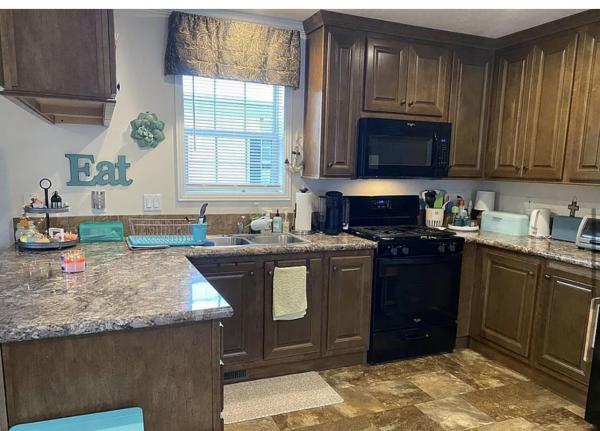 2018 SUNWOOD 320  Home