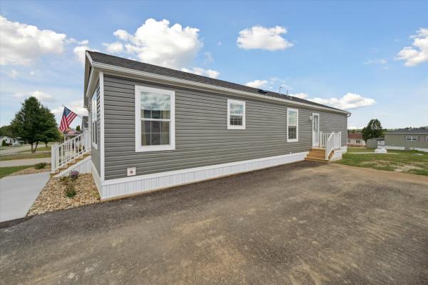 2025 Champion 253 CTN.2-R-25  Home