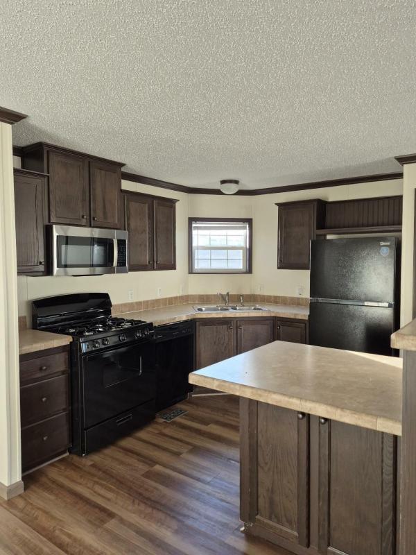 2015 Adventure EVA09 34825M  Home