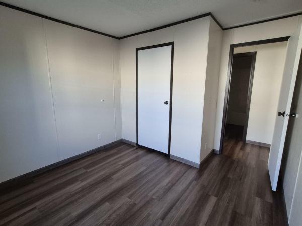 2015 Adventure EVA09 34825M  Home