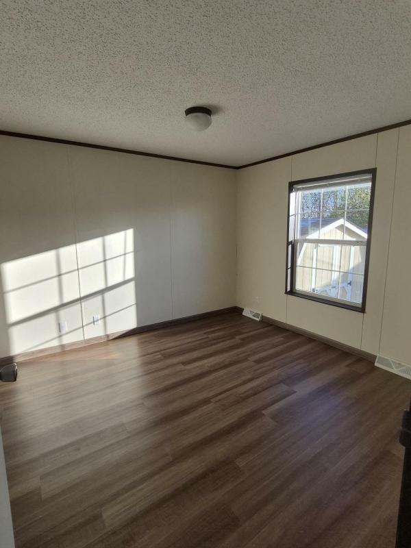 2015 Adventure EVA09 34825M  Home