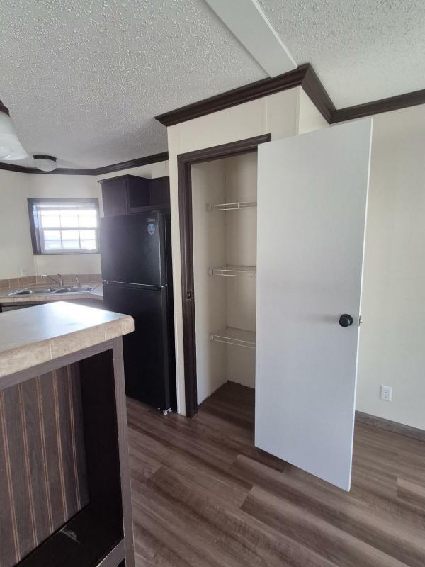 2015 Adventure EVA09 34825M  Home