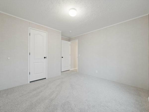 2025 Adventure 144 4523 R  Home