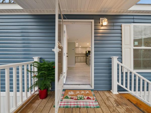 2025 Adventure 144 4523 R  Home