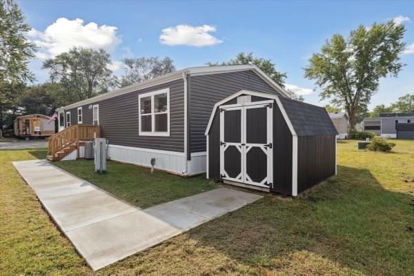 2025 Adventure 378  Home