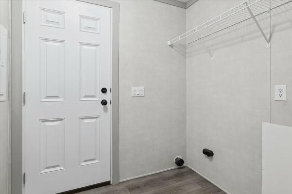 2025 Adventure 378  Home