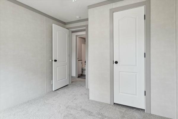 2025 Adventure 378  Home