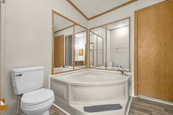 1997 WoodField 1093  Home