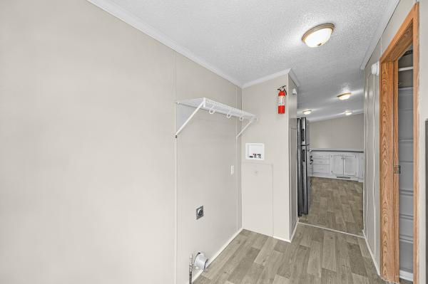 1997 WoodField 1093  Home