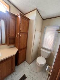 1990 Palm Harbor 211  Home