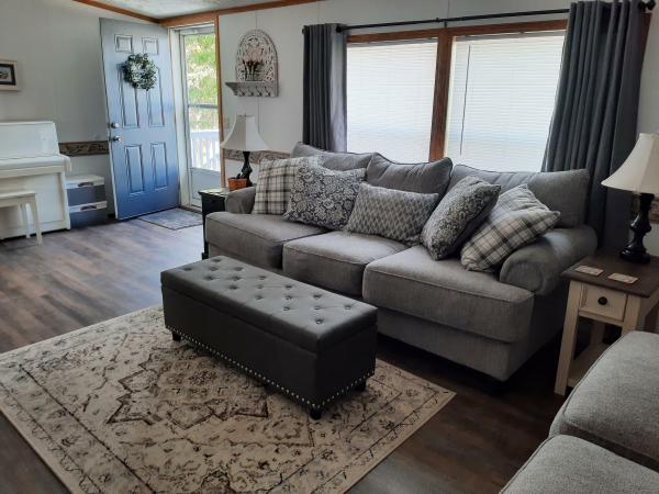 2000 Century 185  Home