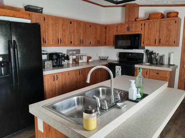 2000 Century 185  Home
