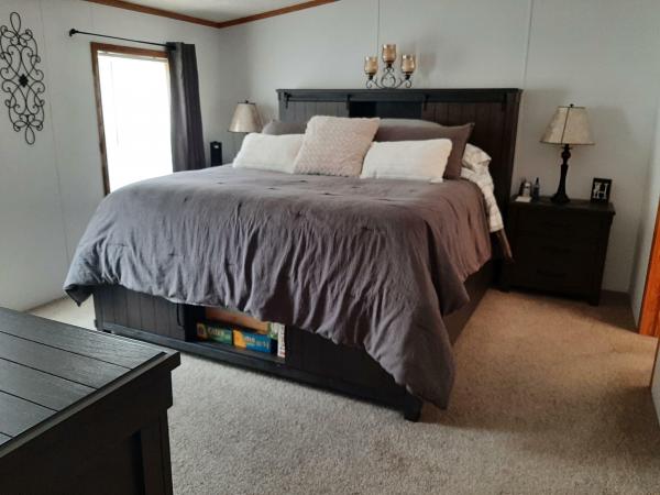 2000 Century 185  Home