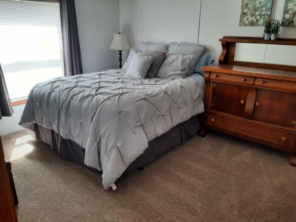 2000 Century 185  Home