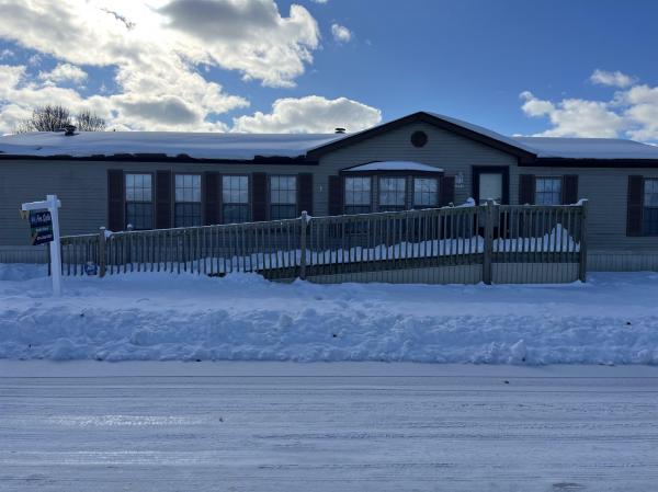 1998 Fairmont 281  Home