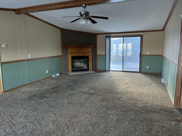 1998 Fairmont 281  Home