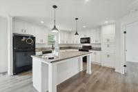 2025 Champion 719 DAPB2856H32301  Home