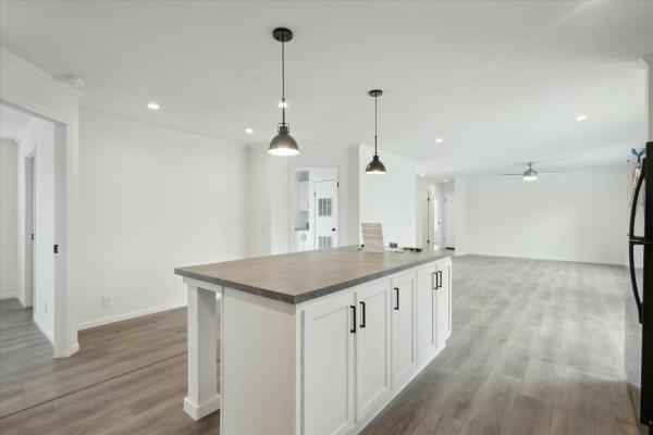 2025 Champion 719 DAPB2856H32301  Home