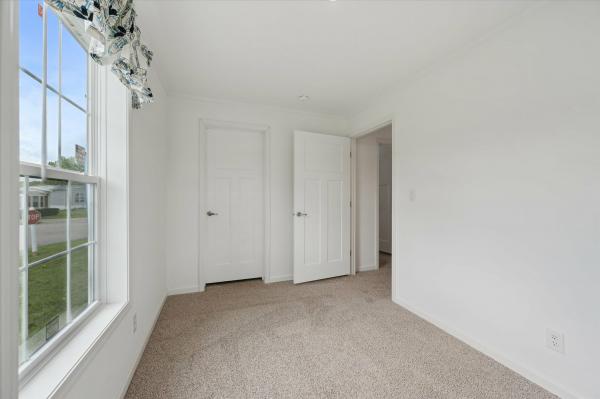 2025 Redman 742 NWDSA25201  Home