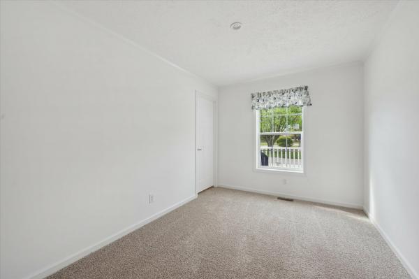 2025 Redman 742 NWDSA25201  Home