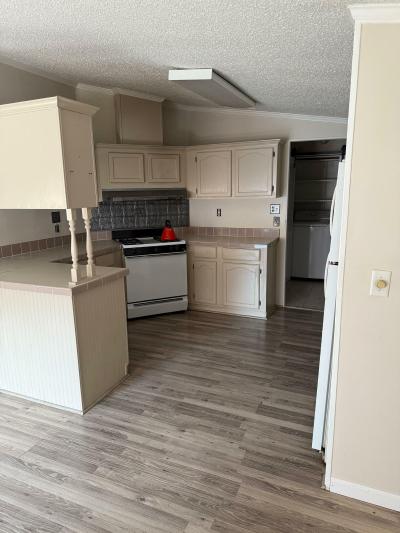 Mobile Home at 566 Redbud Blvd South Anderson, IN 46013