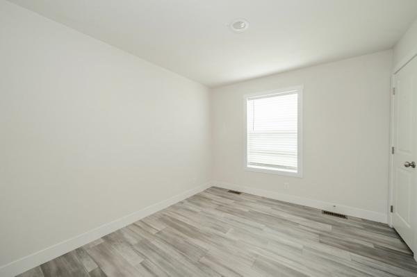 2025 Clayton C237 81TMP16763AH25  Home