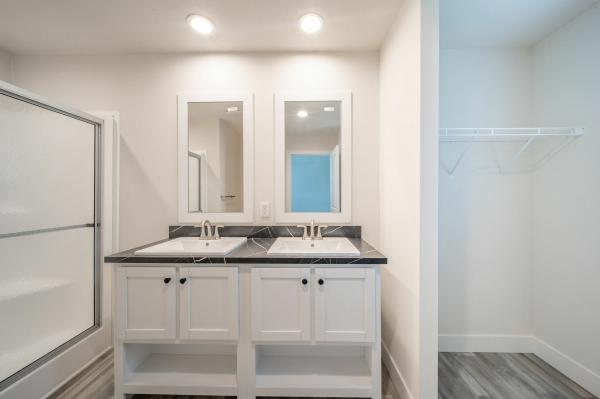 2025 Clayton C237 81TMP16763AH25  Home