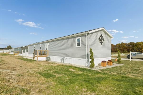 2025 Clayton C237 81TMP16763AH25  Home