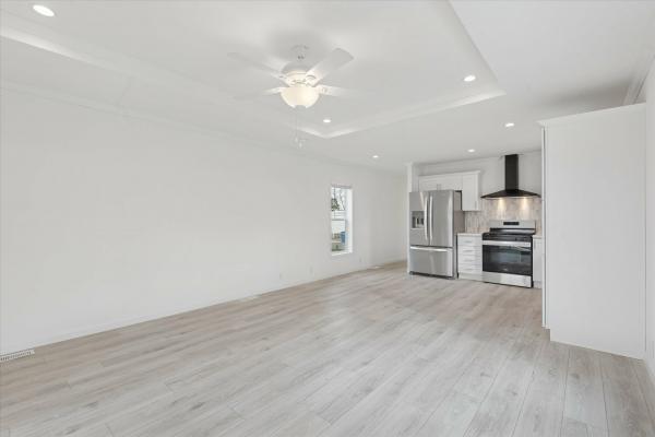 2026 SKYLINE 135G 33 C717  Home