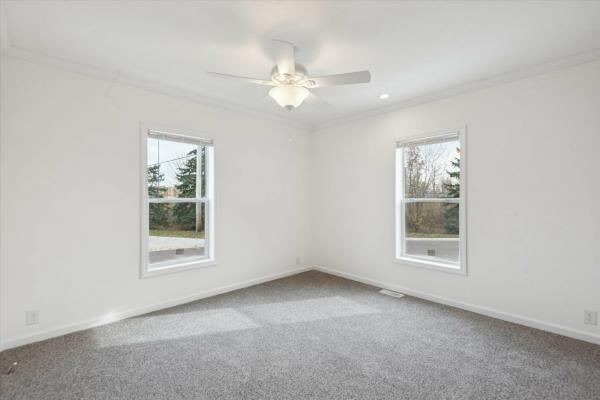 2026 SKYLINE 135G 33 C717  Home