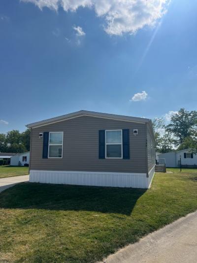 Mobile Home at 348 Robin Road Elyria, OH 44035
