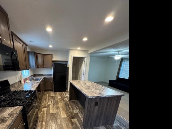 2020 Clayton 348R 81FDH24563AH20 - 5624-F125  Home